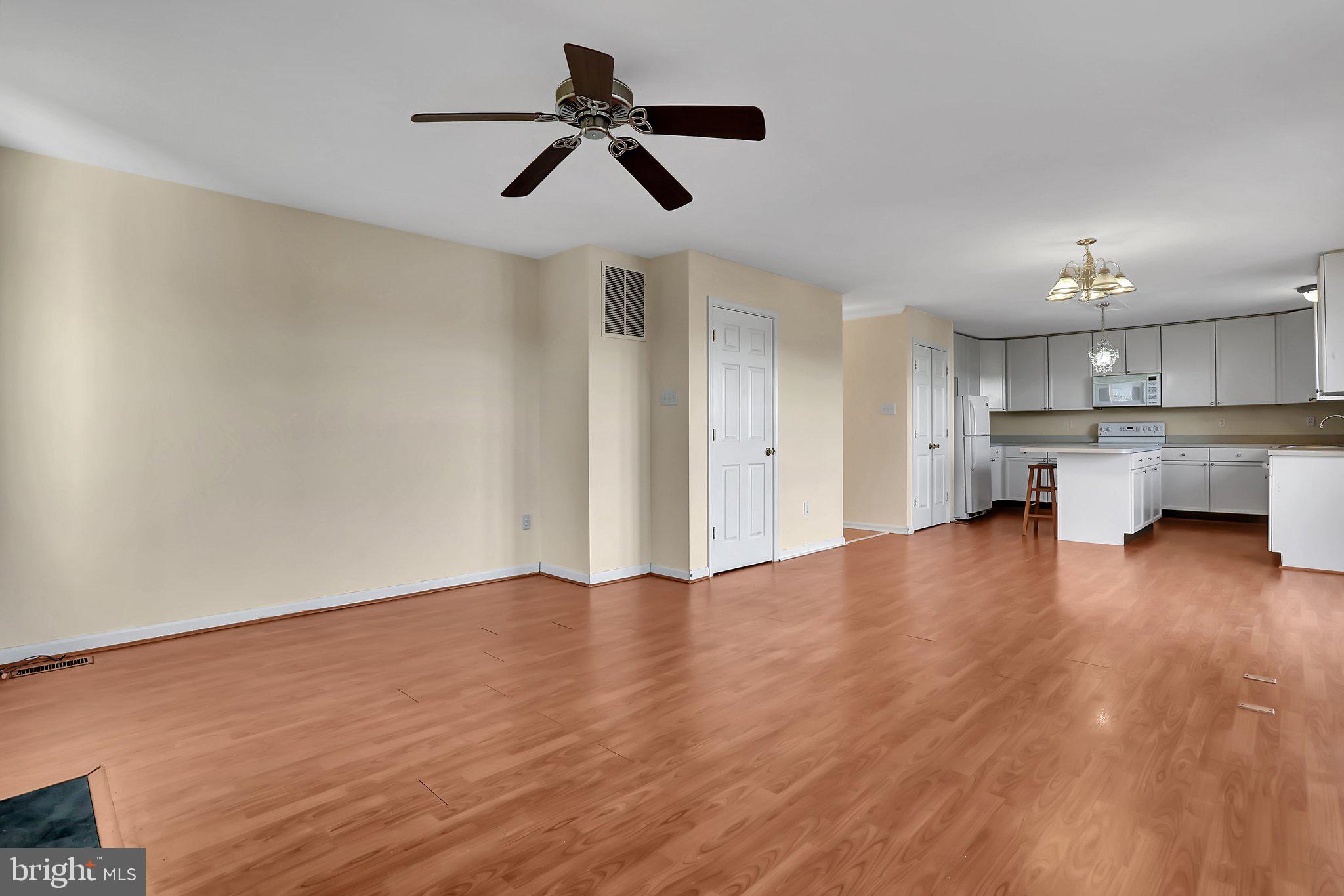 125 Colton Court Smithsburg, MD 21783 - Photo 17 of 43