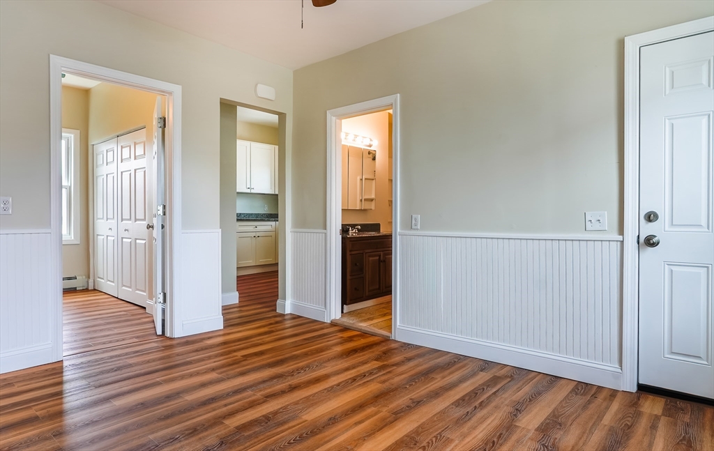 833 Grinnell Street Fall River, MA 02721 - Photo 3 of 42