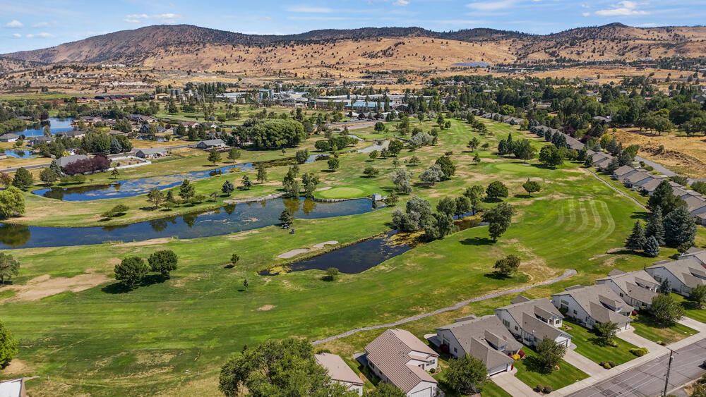 1007 Bismark Street Klamath Falls, OR 97601 - Photo 45 of 47 1007BismarkSt.-Aerials-7