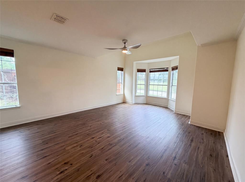 2446 Chesterfield Road Garland, TX 75043 - Photo 9 of 21 Gallery Image 9