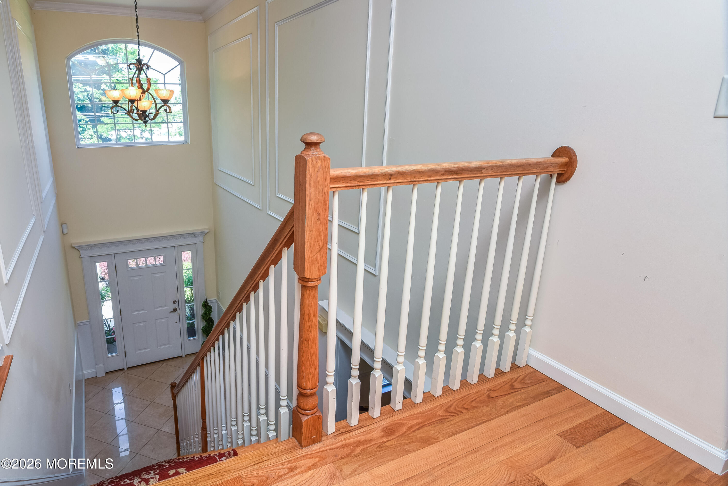 220 Lloyd Road Aberdeen, NJ 07747 - Photo 30 of 30 Upper Level Hallway-1