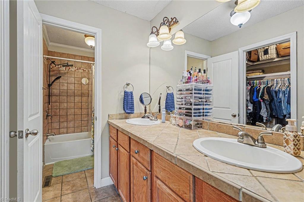 1394 Tellowee Road Eden, NC 27288 - Photo 18 of 38 Gallery Image 18