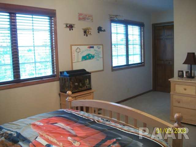 327 Wilmor Road Washington, IL 61571 - Photo 10 of 15 Gallery Image 10