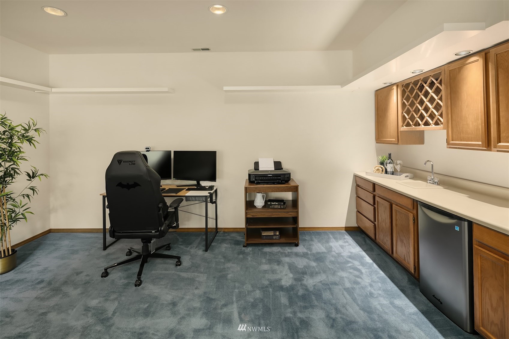 21832 Northeast 8th Street Sammamish, WA 98074 - Photo 24 of 40 a view of workspace with furniture