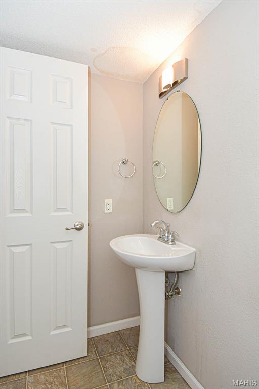 12857 Town And Four Drive, Unit 12857 St. Louis, MO 63141 - Photo 12 of 30