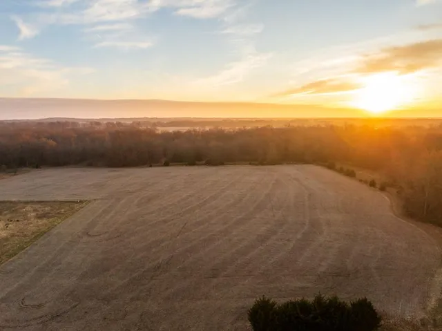 $329,500 | Northwest B Highway, Urich, MO 64788