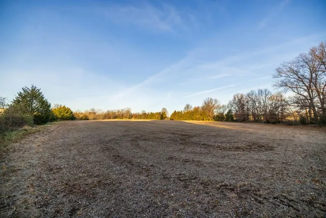 $329,500 | Northwest B Highway, Urich, MO 64788