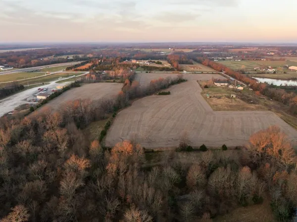 $298,200 | Northwest B Highway, Urich, MO 64788