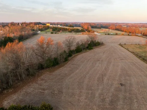 $298,200 | Northwest B Highway, Urich, MO 64788