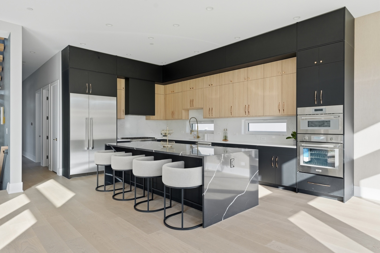 795 Greenwood Road Northbrook, IL 60062 - Photo 11 of 53 Gallery Image 11