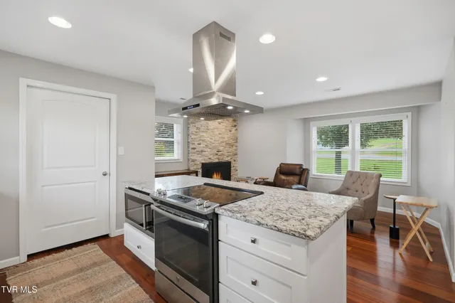 $399,985 | 7067 Reedy Creek Road, Bristol, VA 24202