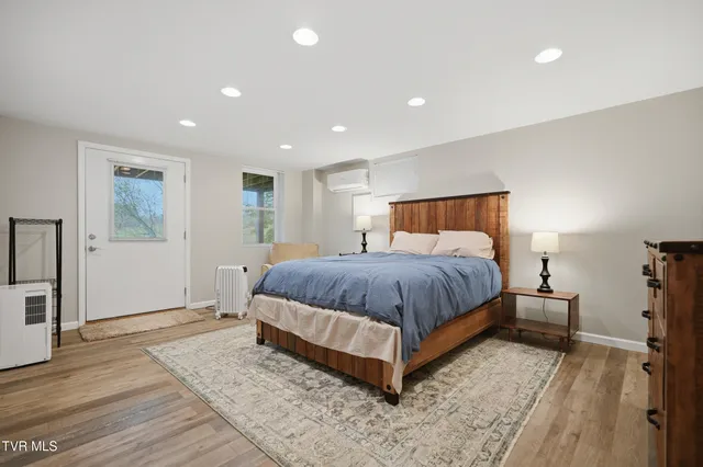 $399,985 | 7067 Reedy Creek Road, Bristol, VA 24202