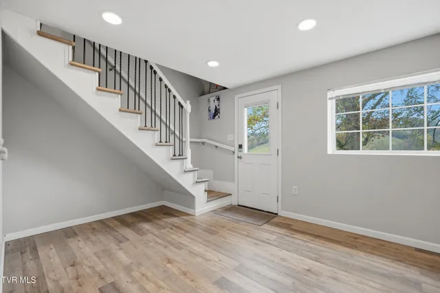 $399,985 | 7067 Reedy Creek Road, Bristol, VA 24202