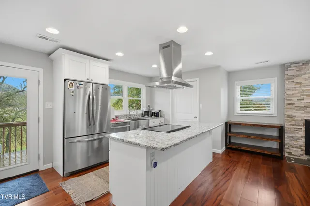 $399,985 | 7067 Reedy Creek Road, Bristol, VA 24202