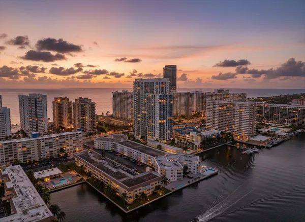 $3,650 | 1945 South Ocean Drive, Unit 509, Hallandale Beach, FL 33009