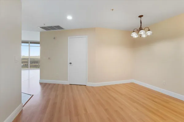 $3,650 | 1945 South Ocean Drive, Unit 509, Hallandale Beach, FL 33009