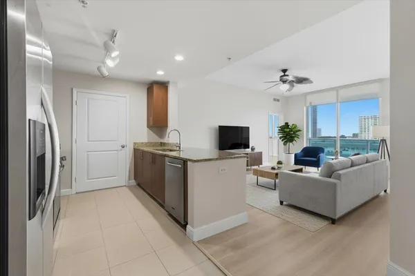 $3,650 | 1945 South Ocean Drive, Unit 509, Hallandale Beach, FL 33009