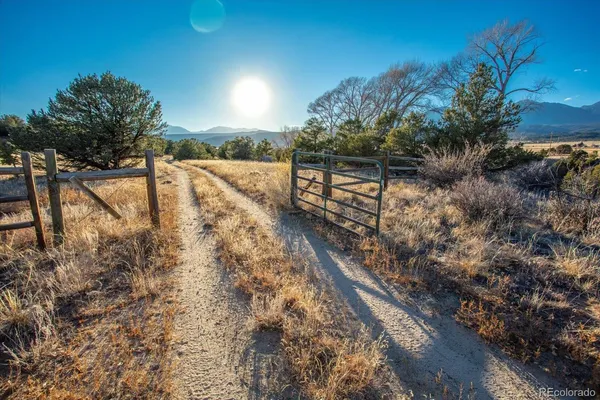 $1,584,113 | 12740 County Road 195, Salida, CO 81201