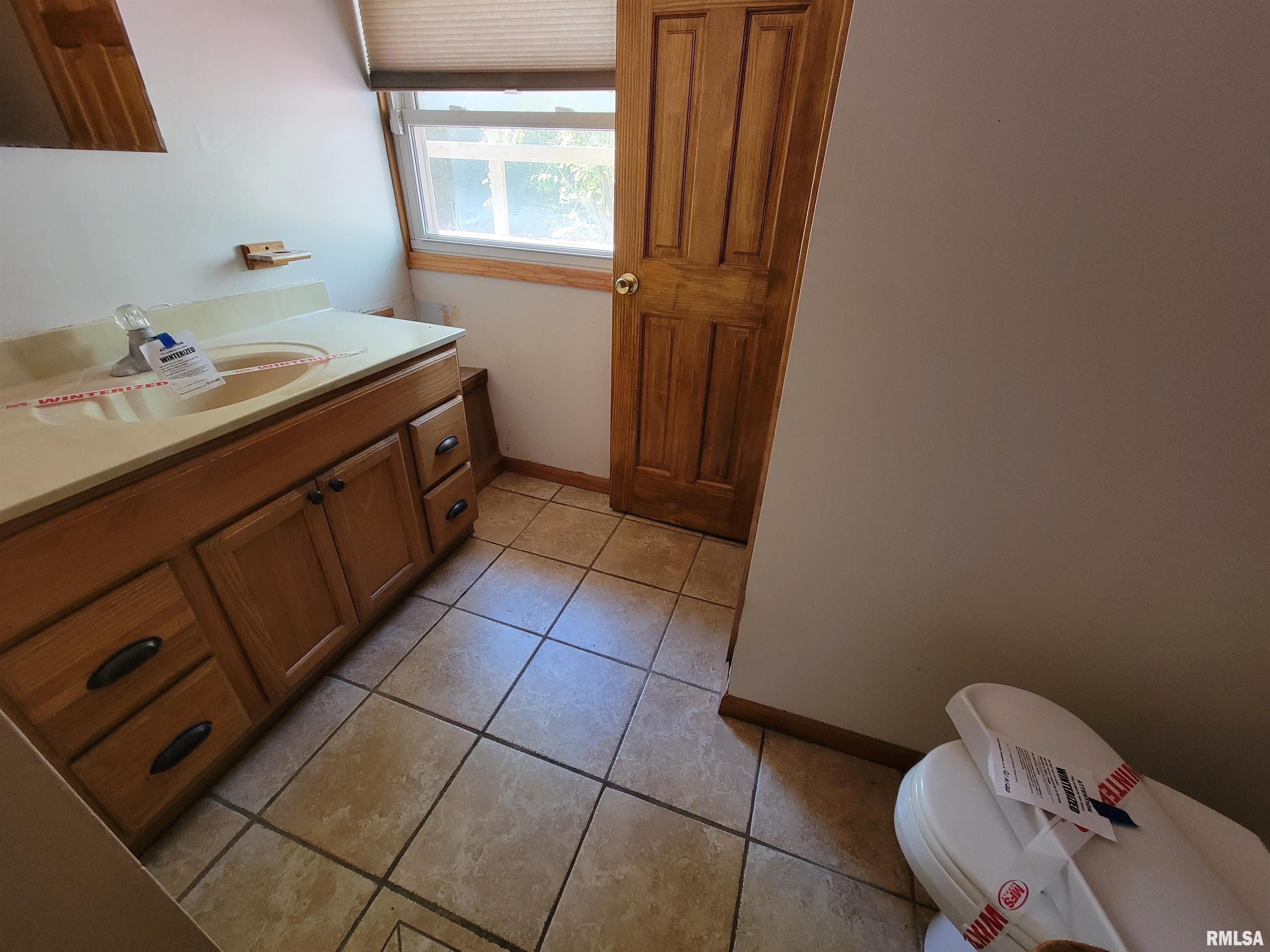 458 South John Wayne Road Dawson, IL 62520 - Photo 16 of 25 Gallery Image 16