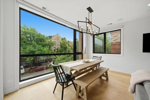 $799,000 | 1450 North Bosworth Avenue, Unit 2, Chicago, IL 60642