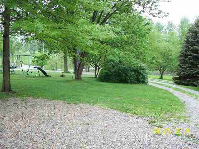 6750 East Motsinger Road Pekin, IN 47165 - Photo 2 of 11 Gallery Image 2