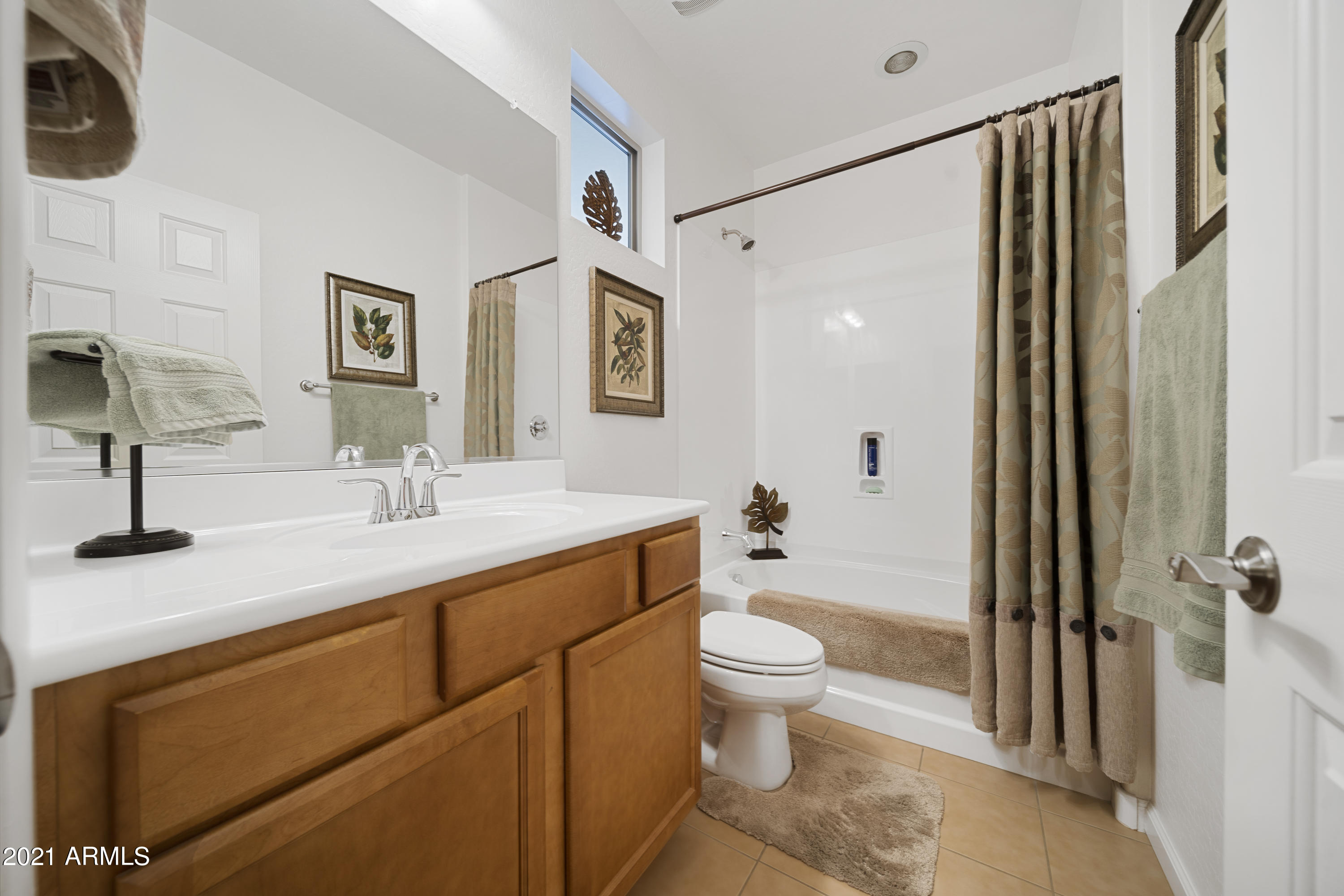 3301 Rising Sun Ridge Wickenburg, AZ 85390 - Photo 19 of 34 Guest bathroom