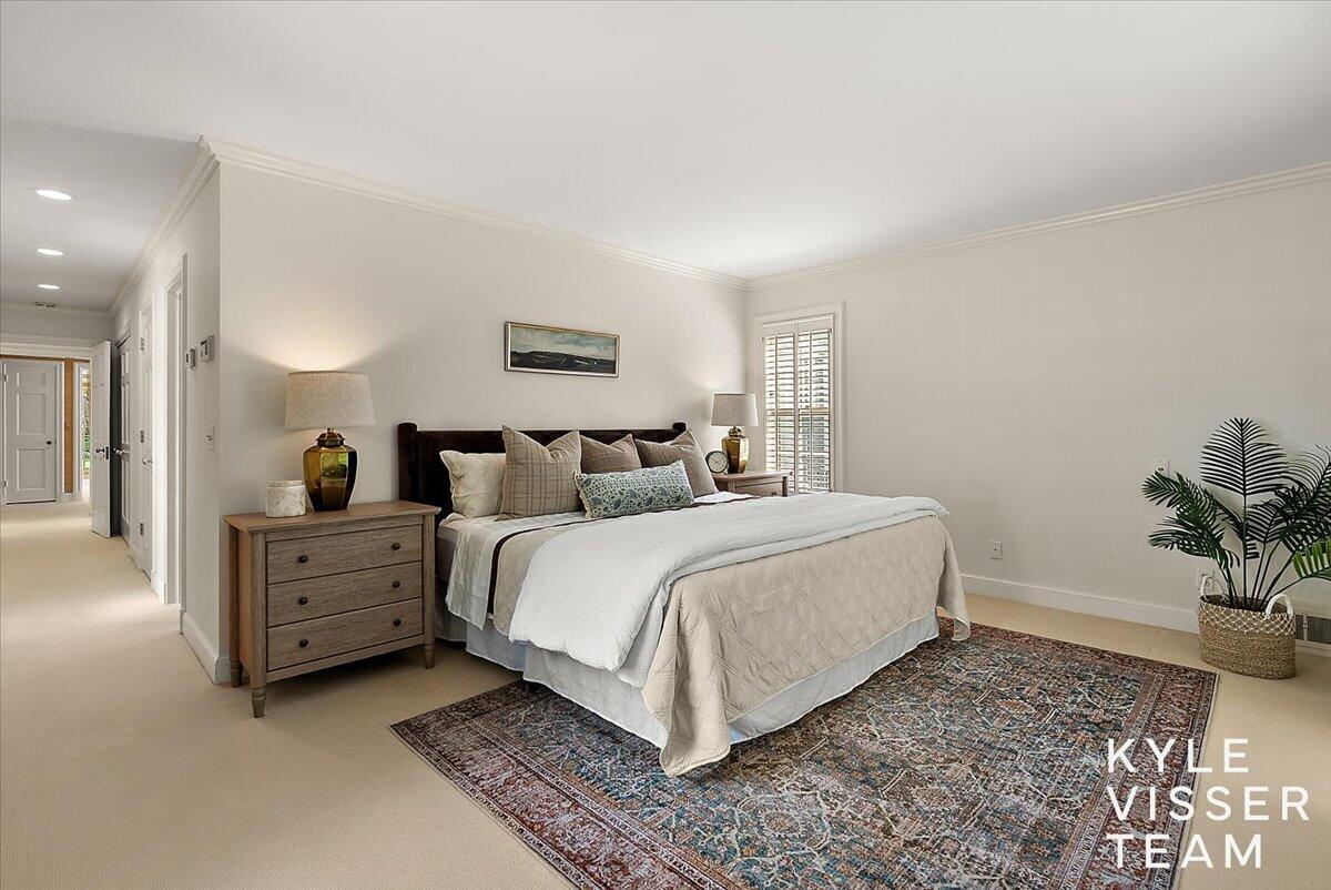 2089 Robinson Road Southeast Grand Rapids, MI 49506 - Photo 27 of 73 Primary Bedroom