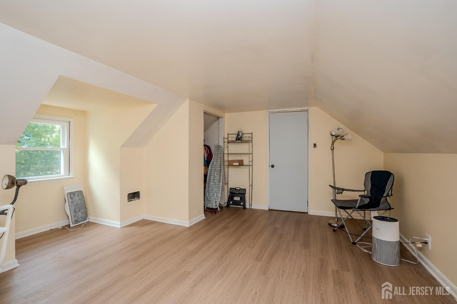 288 Dutch Neck Road East Windsor, NJ 08520 - Photo 21 of 32 Gallery Image 21