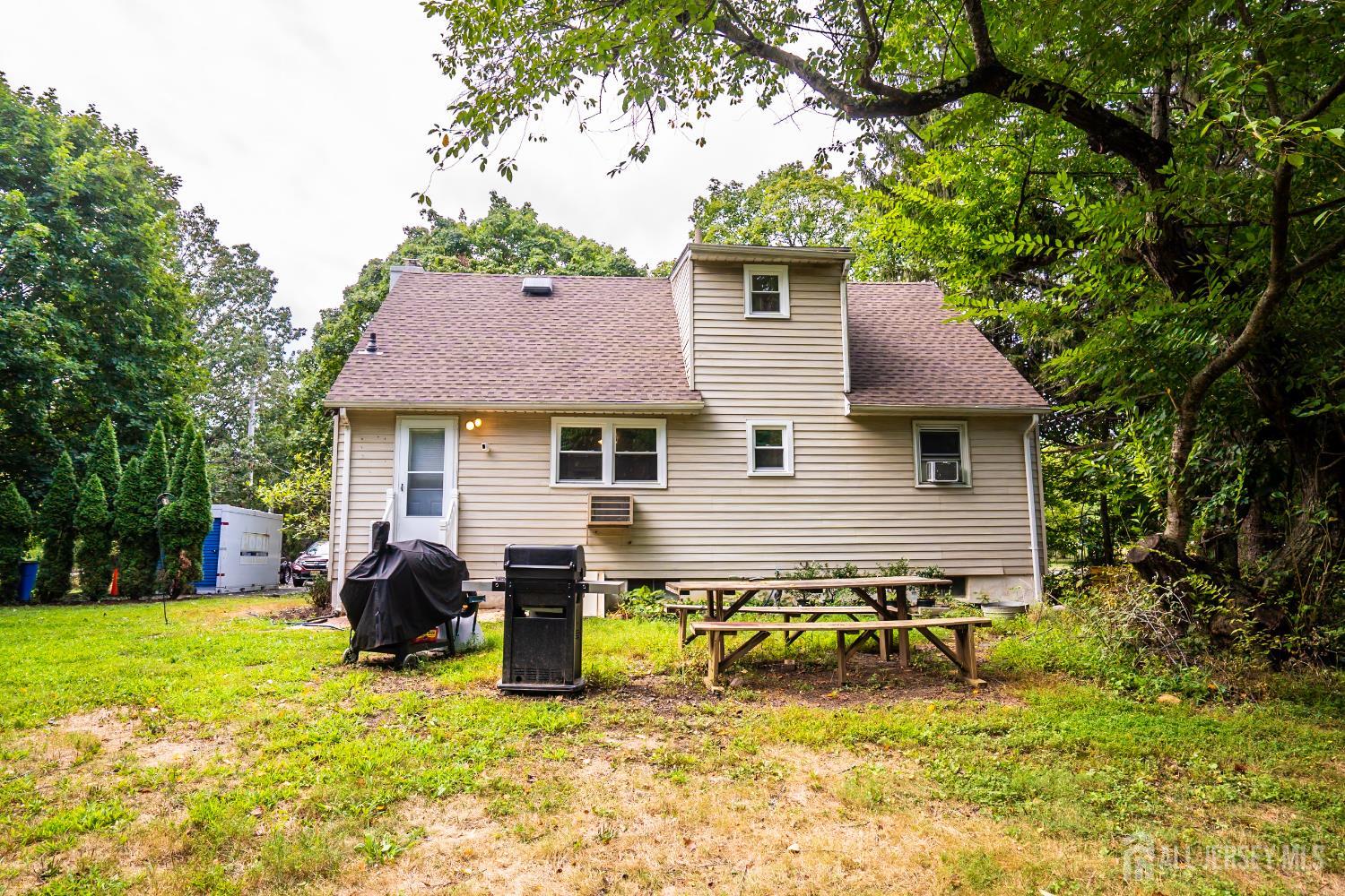 288 Dutch Neck Road East Windsor, NJ 08520 - Photo 6 of 32 Gallery Image 6