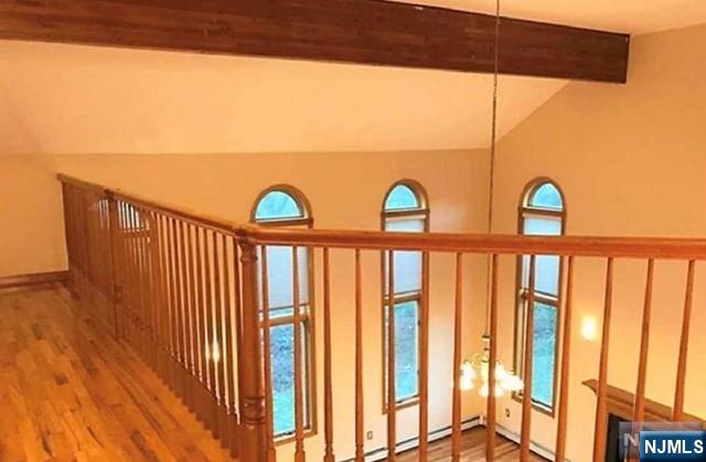 305 Cardinal Place Paramus, NJ 07652 - Photo 10 of 30 Gallery Image 10
