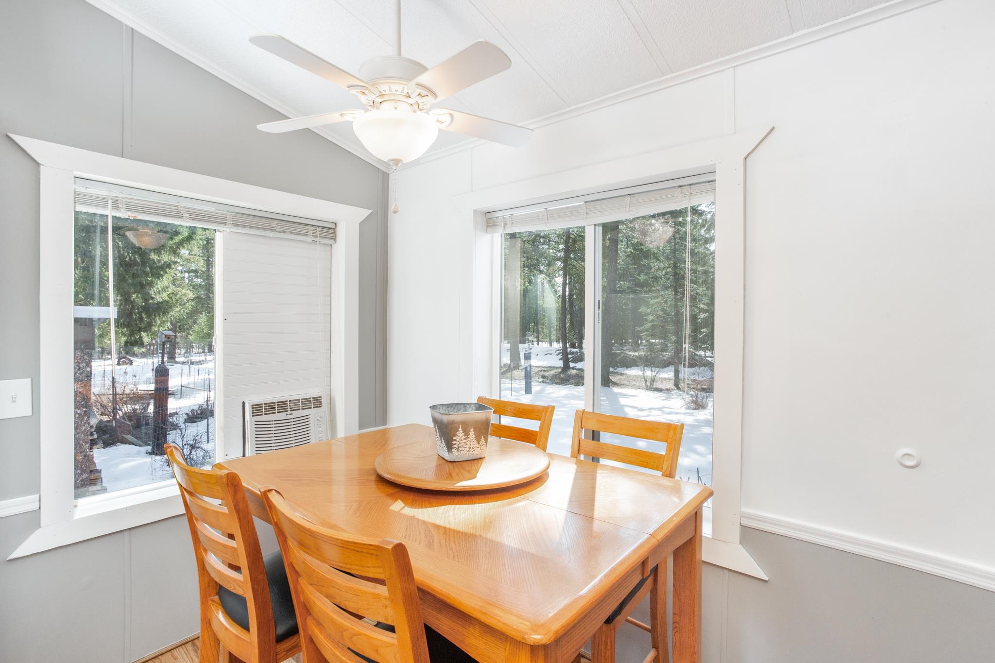 402 Henry Road Elk, WA 99009 - Photo 11 of 41