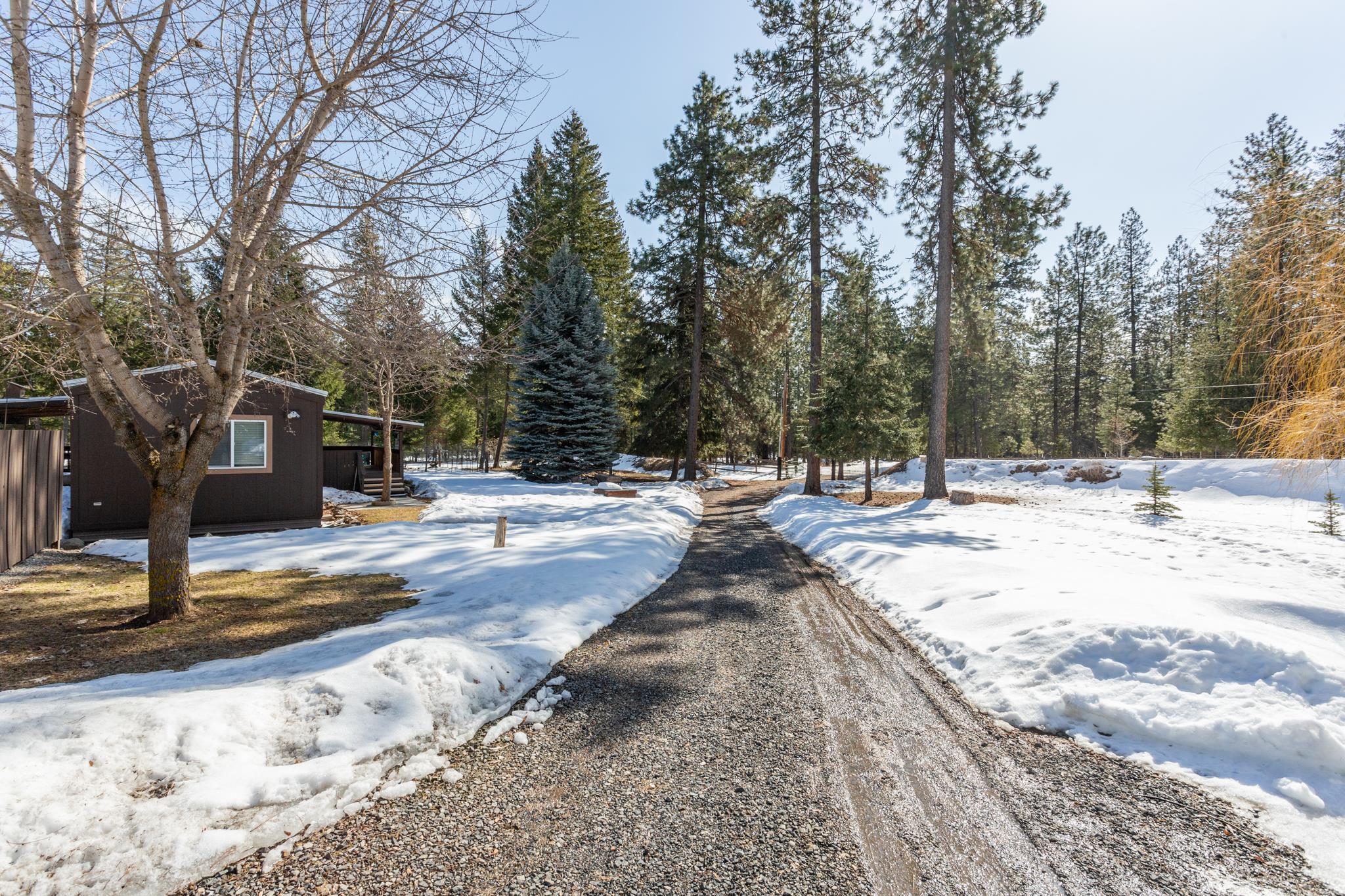 402 Henry Road Elk, WA 99009 - Photo 32 of 41