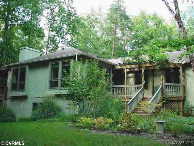 12286 Welling Hall Road Doswell, VA 23047 - Photo 2 of 24 Exterior Front - This home is delightful with a su