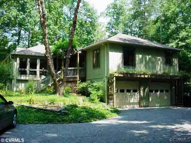 12286 Welling Hall Road Doswell, VA 23047 - Photo 4 of 24 Exterior Front - A natural sidewalk leads to a bea