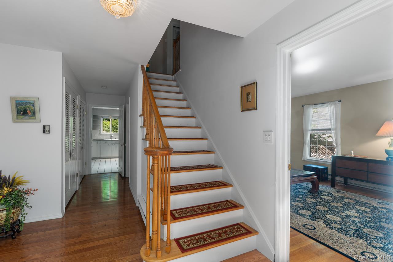 185 Taylor Road Mountainville, NY 10953 - Photo 12 of 47 Center-hall Colonial, hardwood floors throughout