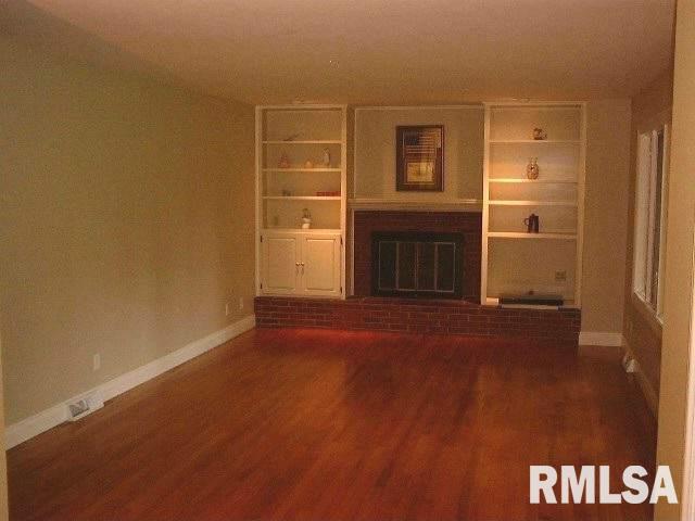 2516 Fairhaven Road Davenport, IA 52803 - Photo 5 of 9 Gallery Image 5