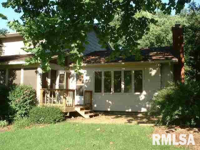 2516 Fairhaven Road Davenport, IA 52803 - Photo 9 of 9 Gallery Image 9