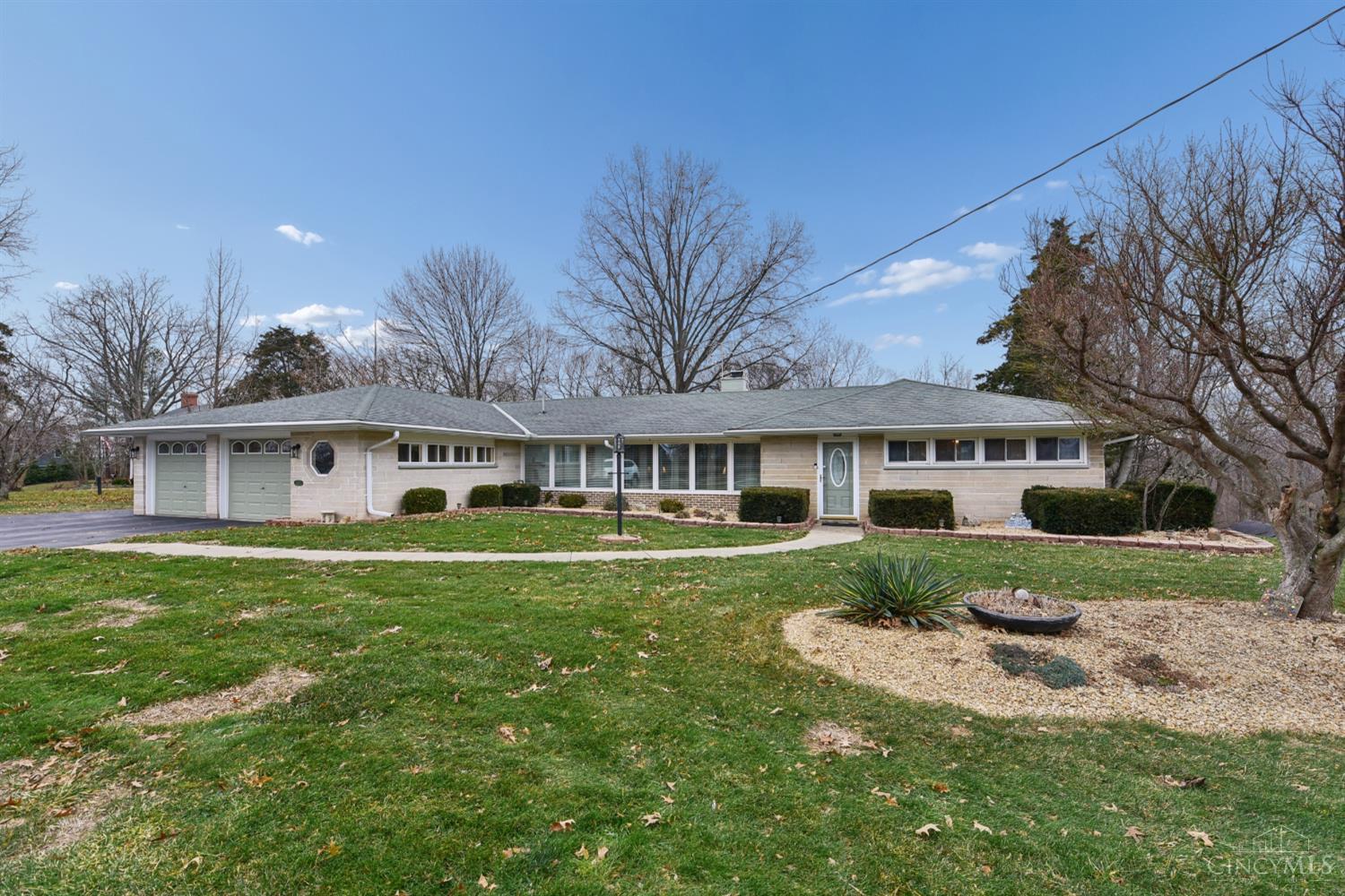 4270 Boomer Road Cincinnati, OH 45247 - Photo 2 of 52 Gallery Image 2