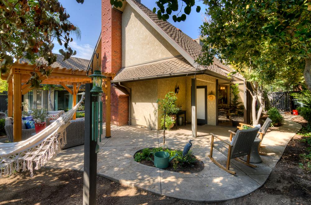 2555 West Bluff Avenue, Unit 152 Fresno, CA 93711 - Photo 35 of 45 a view of a house with sitting area