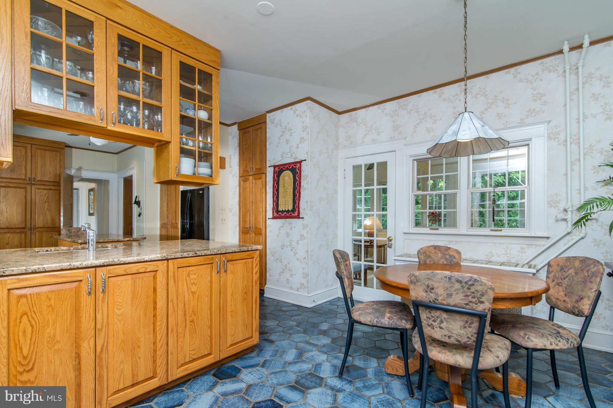 104 Woodlawn Road Baltimore, MD 21210 - Photo 11 of 30 Kitchen