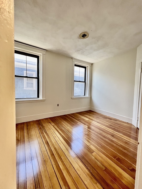 48 Endicott Street, Unit 2R Salem, MA 01970 - Photo 6 of 15