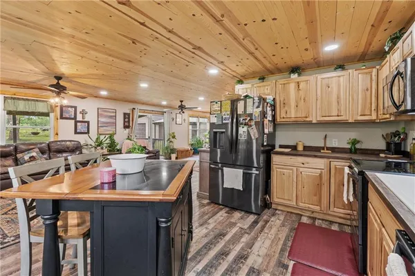 $164,900 | 2049 Cr 2300, Caney, KS 67333