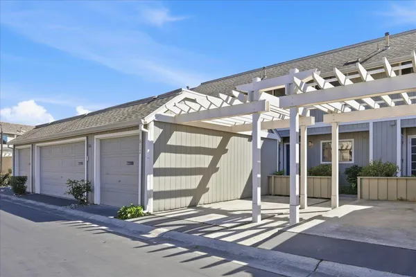 $1,450,000 | 812 Ram Lane, Foster City, CA 94404