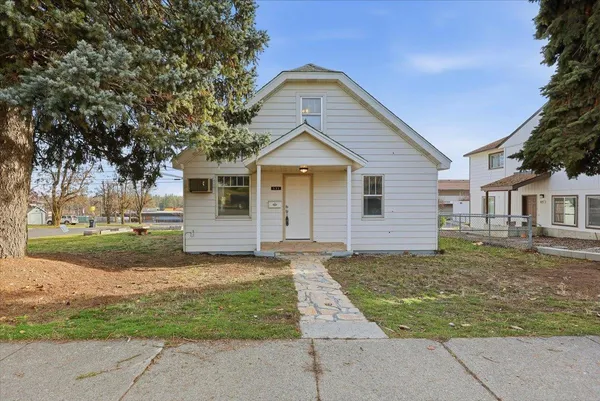 $310,000 | 821 3rd Street, Cheney, WA 99004