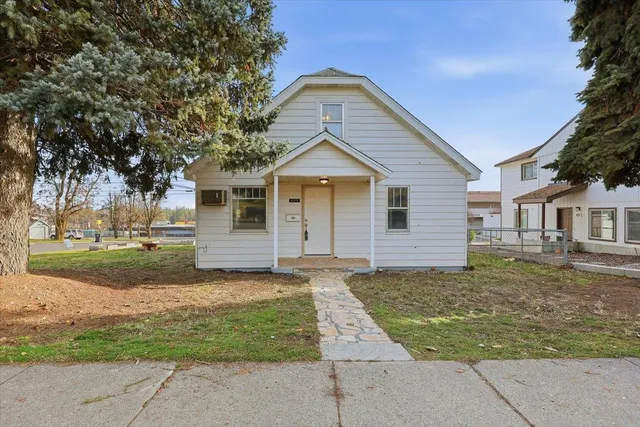 $310,000 | 821 3rd Street, Cheney, WA 99004