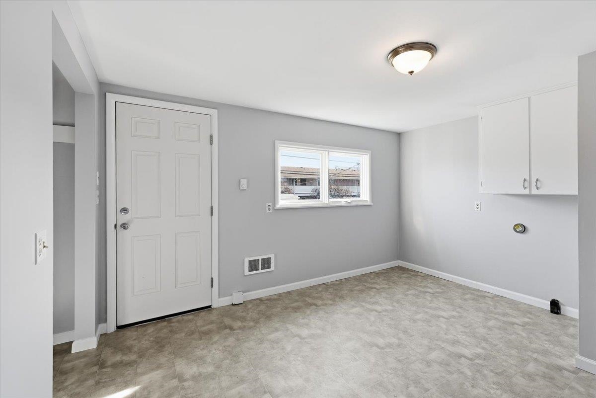 821 3rd Street Cheney, WA 99004 - Photo 11 of 23