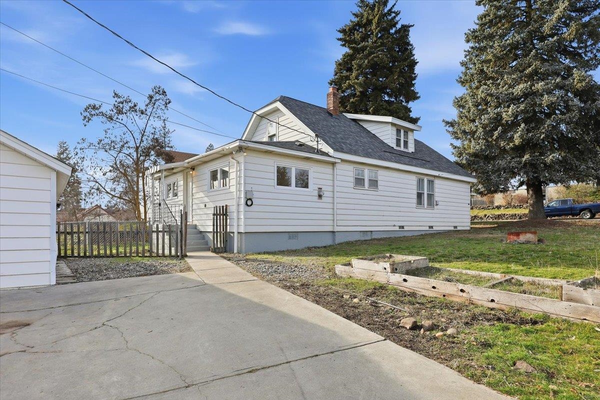 821 3rd Street Cheney, WA 99004 - Photo 20 of 23