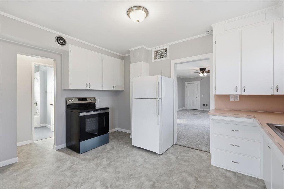 821 3rd Street Cheney, WA 99004 - Photo 8 of 23