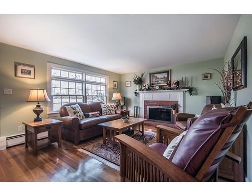 2 Carmel Road Andover, MA 01810 - Photo 8 of 25 Gallery Image 8
