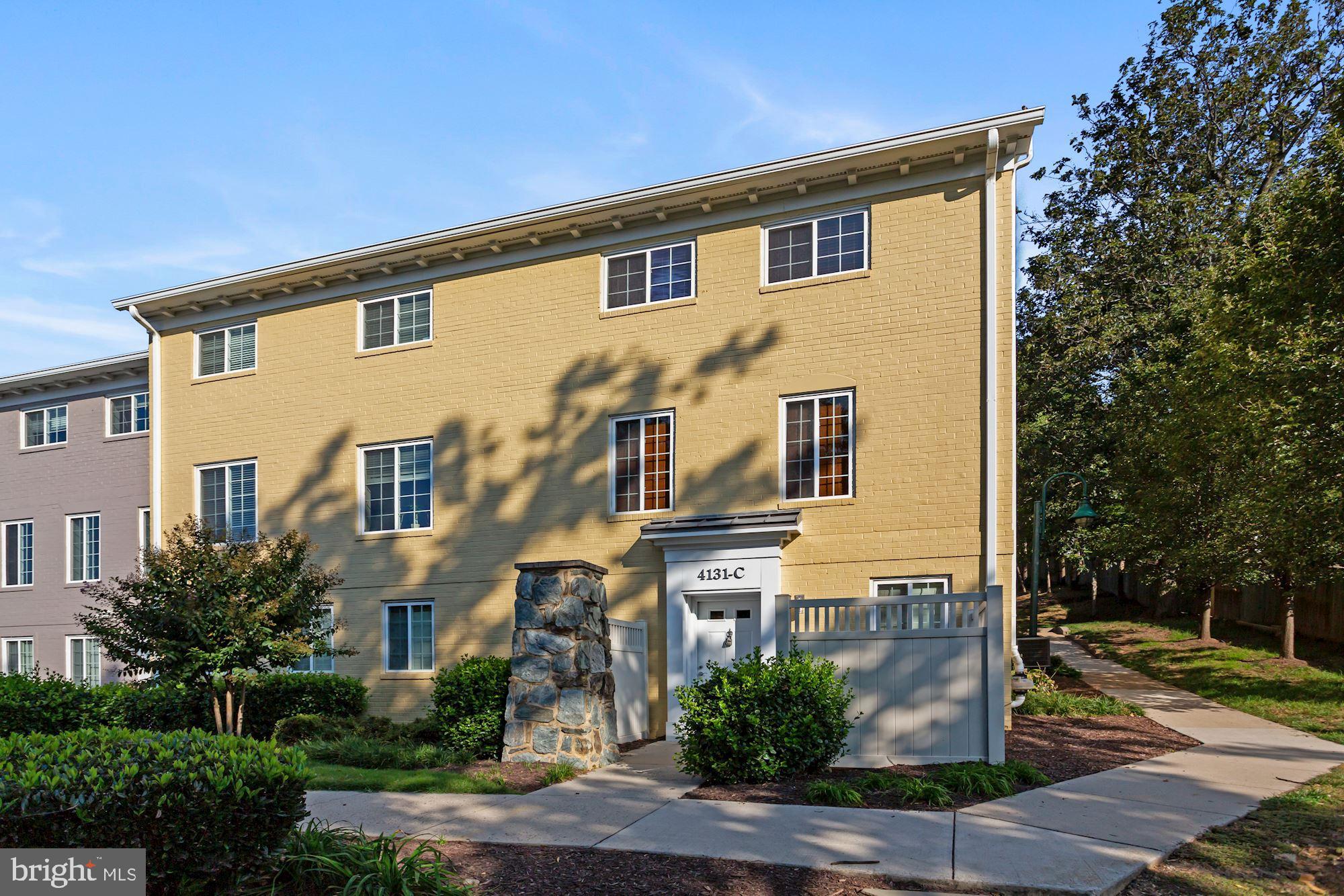 4131 South Four Mile Run Drive, Unit C Arlington, VA 22204 - Photo 1 of 17